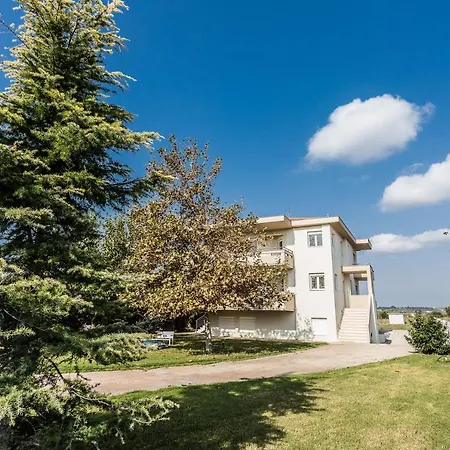 Апартаменты μodern With Big Garden